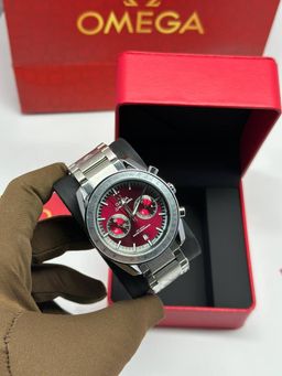 אומג,ה יוקרתי – סמל סטטוס בעולם היוקרה | איכות גבוהה   