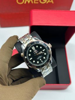 אומג,ה יוקרתי – סמל סטטוס בעולם היוקרה | איכות גבוהה 