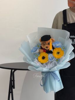 (GB001) Graduation Big Bear Mixed Flower Bouquet