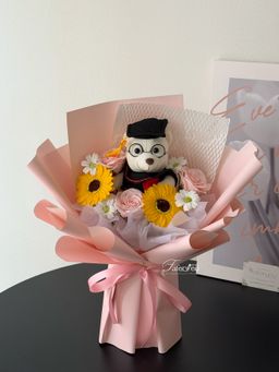(GB001) Graduation Big Bear Mixed Flower Bouquet