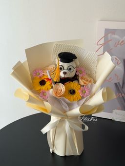 (GB001) Graduation Big Bear Mixed Flower Bouquet