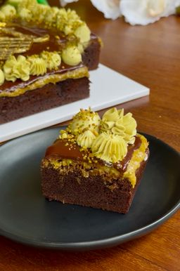 (Raya Special)Dubai Chocolate Brownie