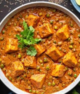 Matar paneer