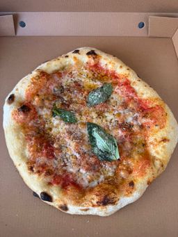 פיצה מרגריטה 