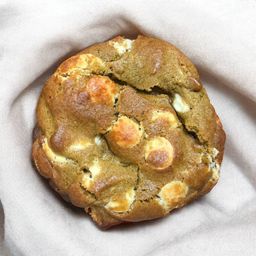 Matcha Strawberry Cookie