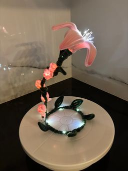 Pink lily lamp