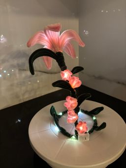 Pink lily lamp