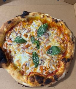 פיצה מרגריטה 