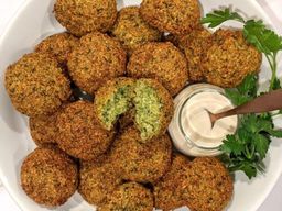 cooked falafeli