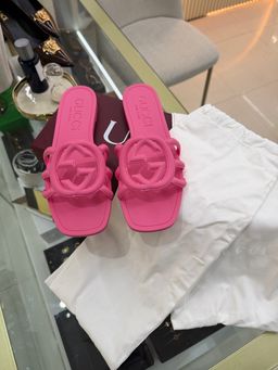 Chinelos Gucci rubber 