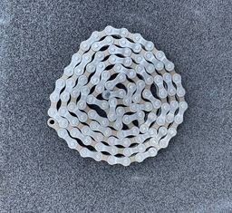 Shimano CN-HG40 (6, 7, 8-Speed Chain)