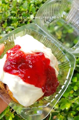 Retail Cinnamon Roll