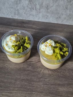Hojicha Osmanthus Panna Cotta