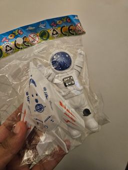 Astronaut playset - packet size 13x13cm