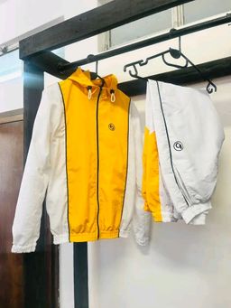 Tracksuits 
