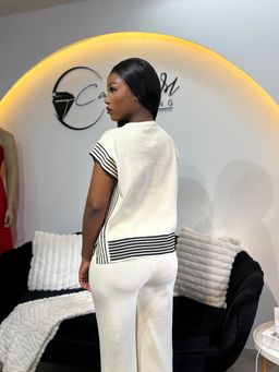 Contrast striped co ord