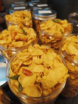 Salted egg cornflakes