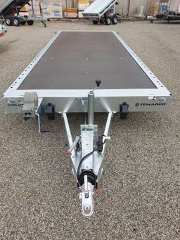 Remolque para transporte de coches Temared Carplatform 6021S/3 – 3 ejes
