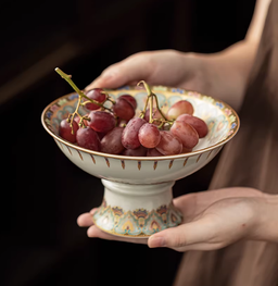 10400067 -  VINTAGE HIGH FOOTED FRUIT PLATE