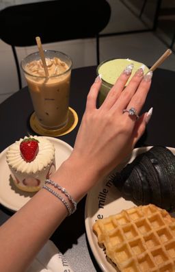 (PO) MARQUISE TENNIS BRACELET