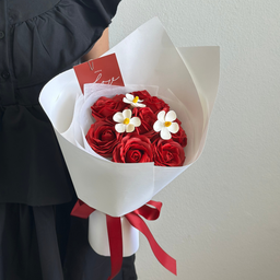 Crimson Devotion Daisies (Soap)