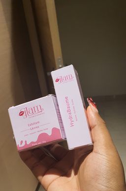 Coffret pour les lèvres sèches 