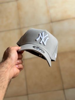 New Era 9Forty - NY Yankees Grey