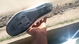 Shimano RP4 Road Cycling Shoes – White (Size 43)