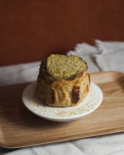 Pistachio Tofu Burnt Cheesecake - NEW✨