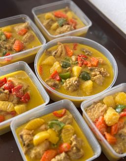 Chicken Curry (Pinoy style)
