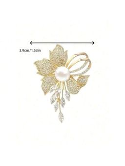 Broche fleur de prestige – Perle nacrée & cristaux scintillants