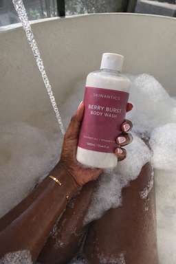 BERRY BURST BODY WASH