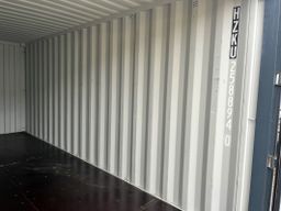 Contenedor de 20 pies en color antracita con puerta de acero