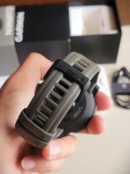 GARMIN INSTINCT 3 AMOLED 