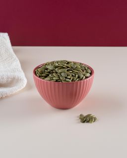 بذور القرع النيئة (مقشّرة)