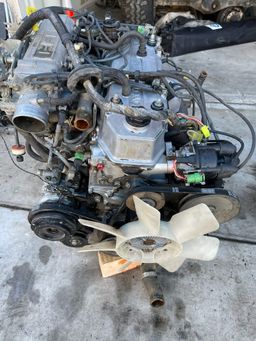 22R-E 2.4 Fuel Injection  