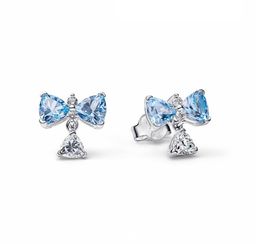 Colier fundiță albastră 