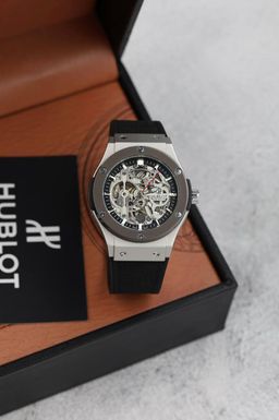 הובלו,ט  מנגנון אוטומטי - איכות גבוהה |  סמל סטטוס בעולם היוקרה  