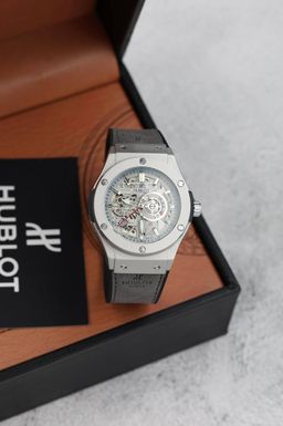 הובלו,ט  מנגנון אוטומטי - איכות גבוהה |  סמל סטטוס בעולם היוקרה   