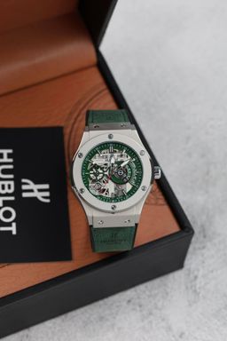 הובלו,ט  מנגנון אוטומטי - איכות גבוהה |  סמל סטטוס בעולם היוקרה   