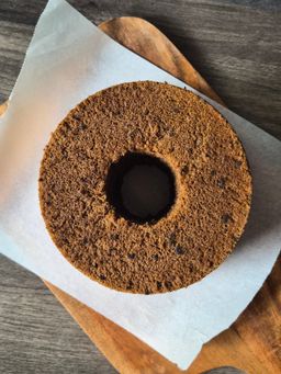 Chocolate-Hojicha Chiffon Cake