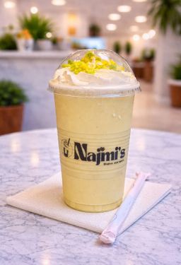 Avocado milkshakes (N)