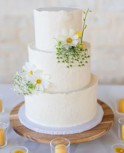 Wedding Cakes & Packages