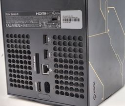 Microsoft Xbox Series X Halo Limited Edition 