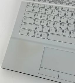 Dell Alienware Area-51m 