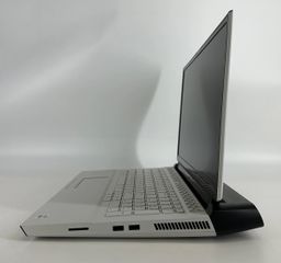 Dell Alienware Area-51m 