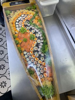 THS SUSHI BOAT 