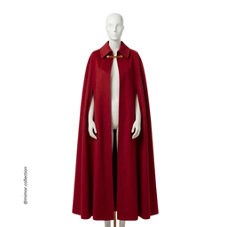 PREVENTA II: La Capeline, Rojo