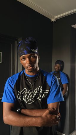 ADDIKT (B/B) T-SHIRT