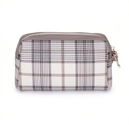 En-ji Ara-Khaki Pouch wanita